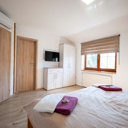 Papi Apartman วาลติตซา ภายนอก รูปภาพ